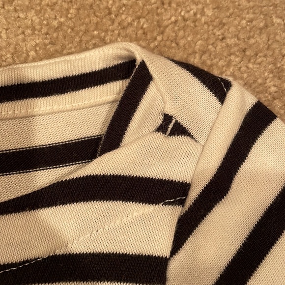 Kate Spade boat neck striped shirt. 3/4 length sleeves with ruffled back hem. L. - Picture 6 of 9